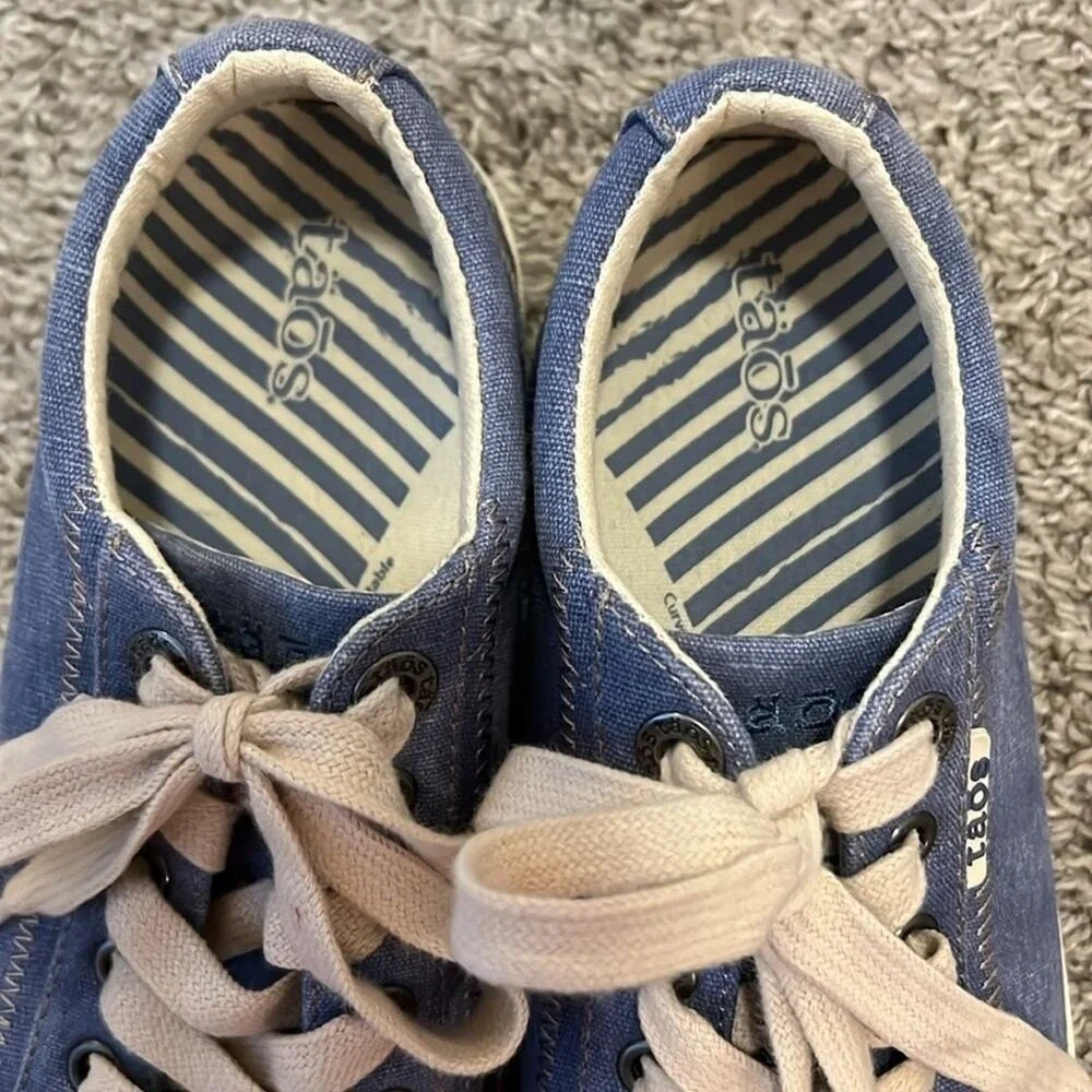 EUC Taos Star Denim‎ blue sneaker 6.5 Chambray Sneakers tennis shoes